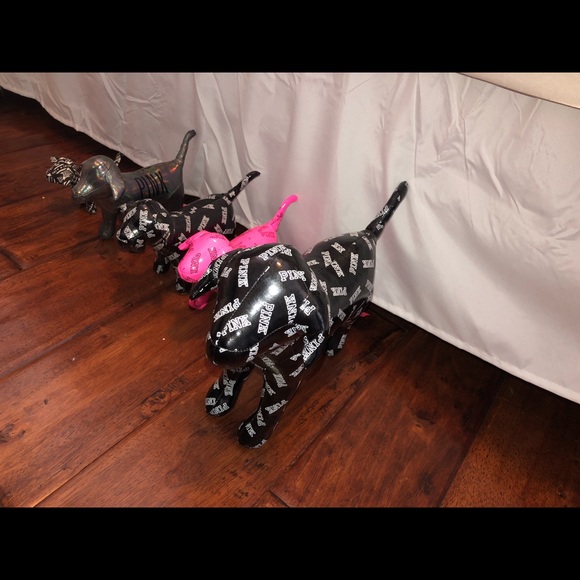 pink vs original dogs - Picture 2 of 3